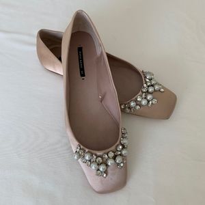 NWOT ZARA BEJEWELLED SATIN BALLERINAS